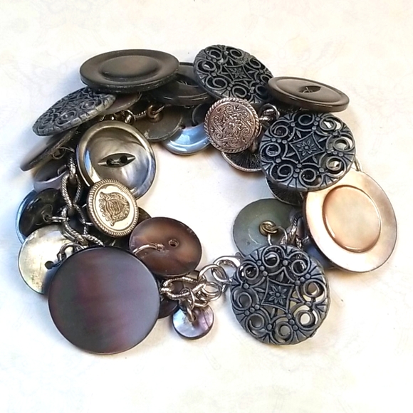 Vintage Silver Tone Button Charm Bracelet - Picture 8 of 11